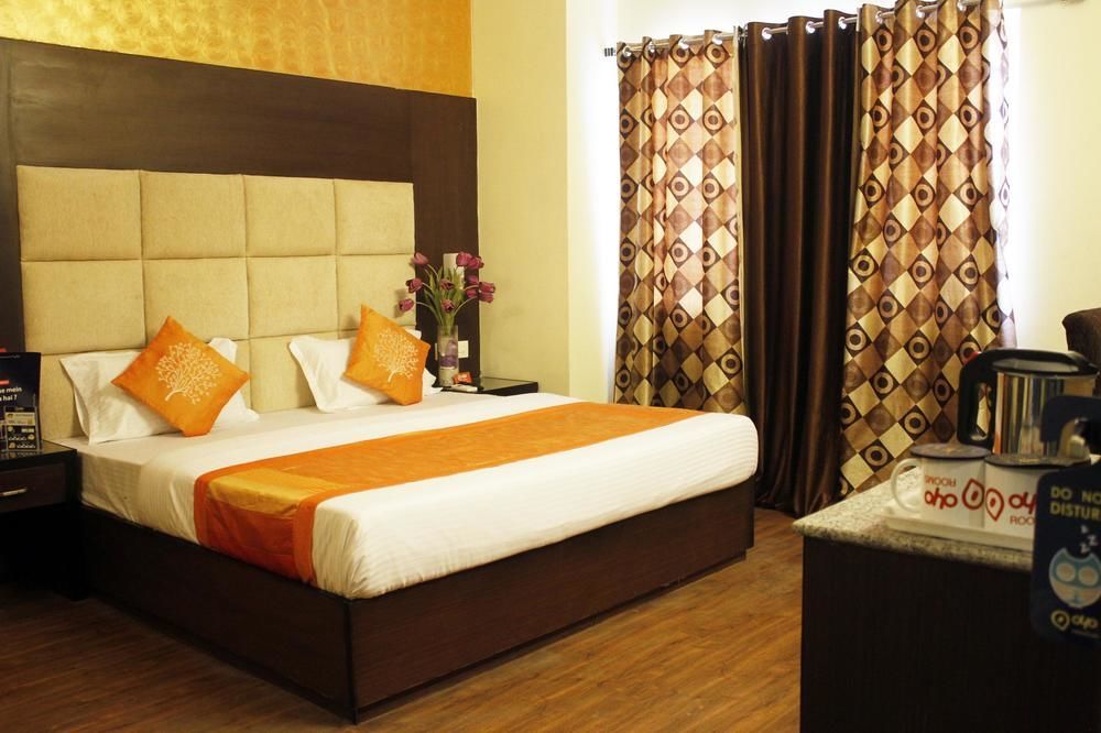 Oyo Premium Saharanpur Road Hotel Dehradun Exterior photo